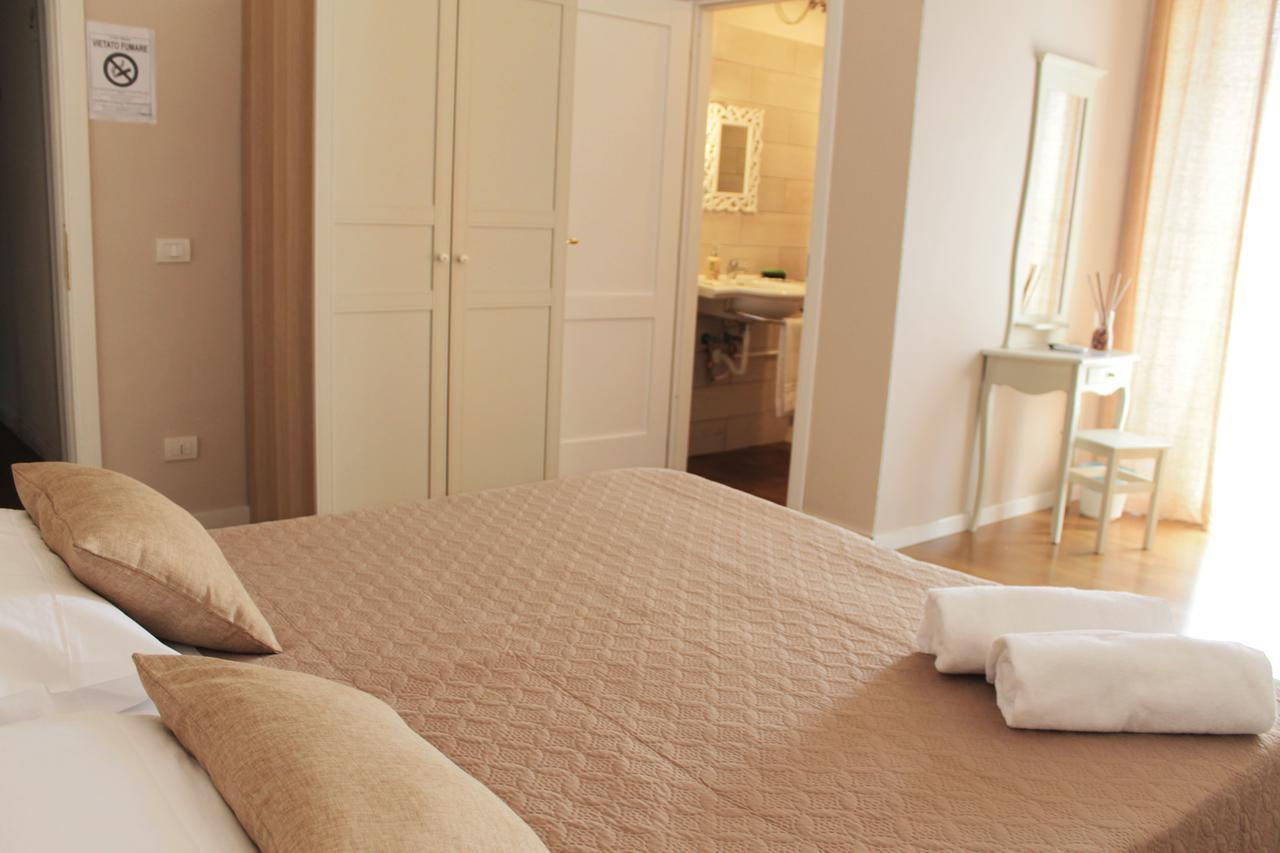 Vesuviane 'E Belle 'Mbriane B&B Napoli Dış mekan fotoğraf